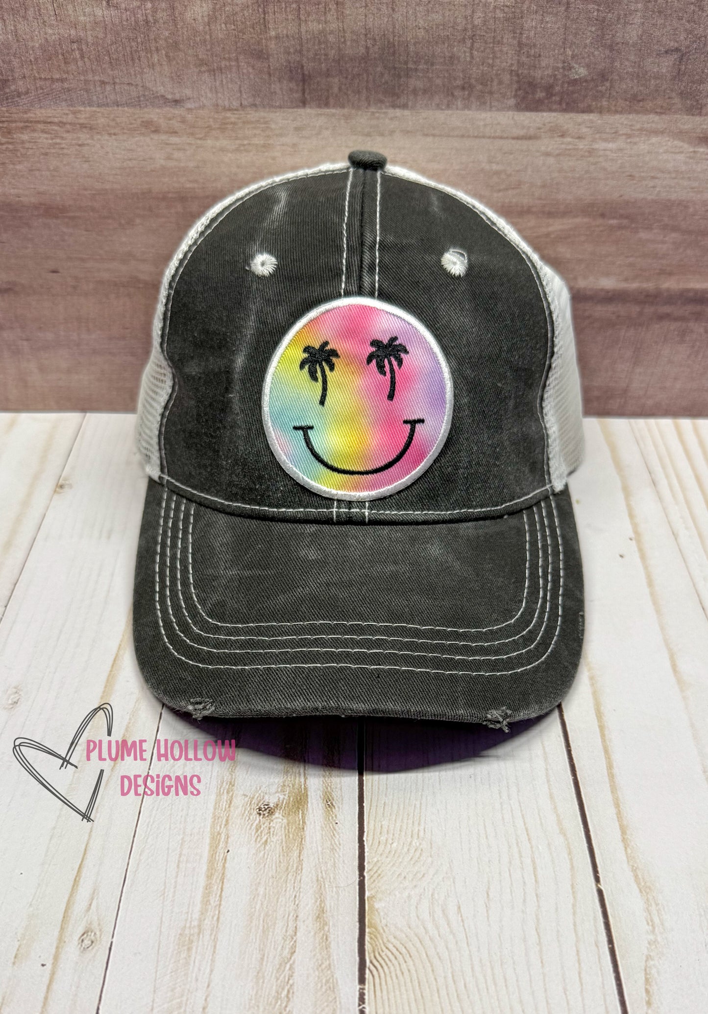 Beach Life Smiley Hat